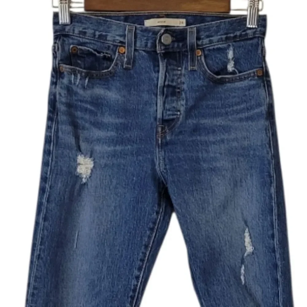 Levis Premium Wedgie Button Fly Distressed Blue Jeans Size 24